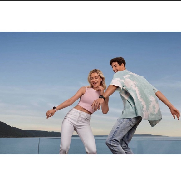 Amazfit Band 7 Smartwatch - Black - Picture 11 of 11